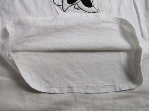 BE834【Disney・ミニーマウス】ロゴ刺繍　長袖　Ｔシャツ　女児　白・黒　140_画像5