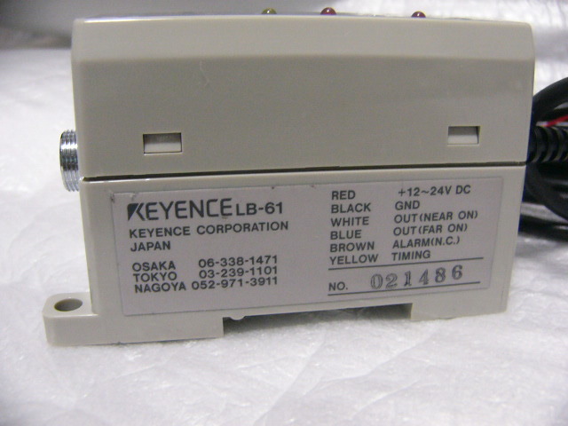 ★新品同様★ Keyence センサアンプ LB-61 CCDレーザ変位計 _画像2