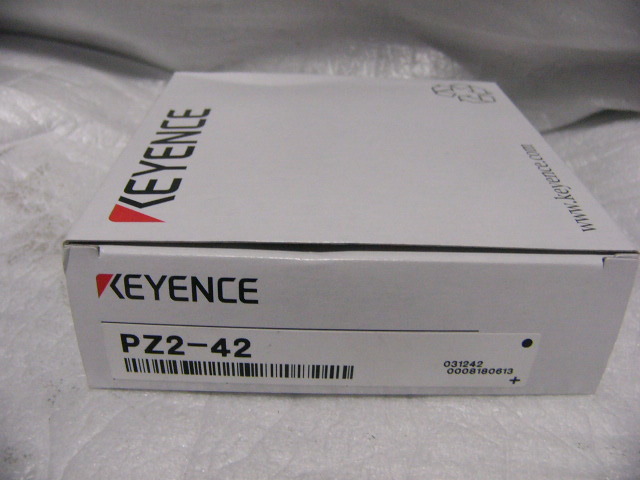 ★新品★ KEYENCE PZ2-42 アンプ内蔵型光電センサ 複数有