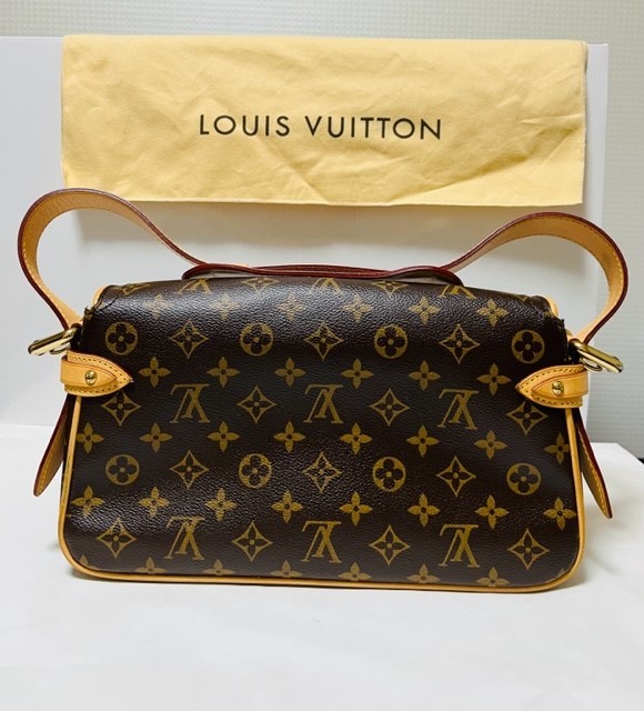 LOUIS VUITTON ルイヴィトン ショルダーバッグ ハドソン PM LOUIS VUITTON ルイヴィトン ショルダーバッグ ハドソン PM