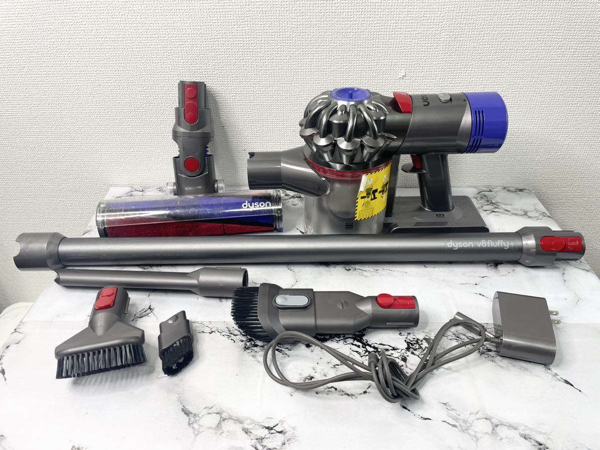 Dyson dyson ダイソンSV10コードレスクリーナー ダイソンV8 Fluffy