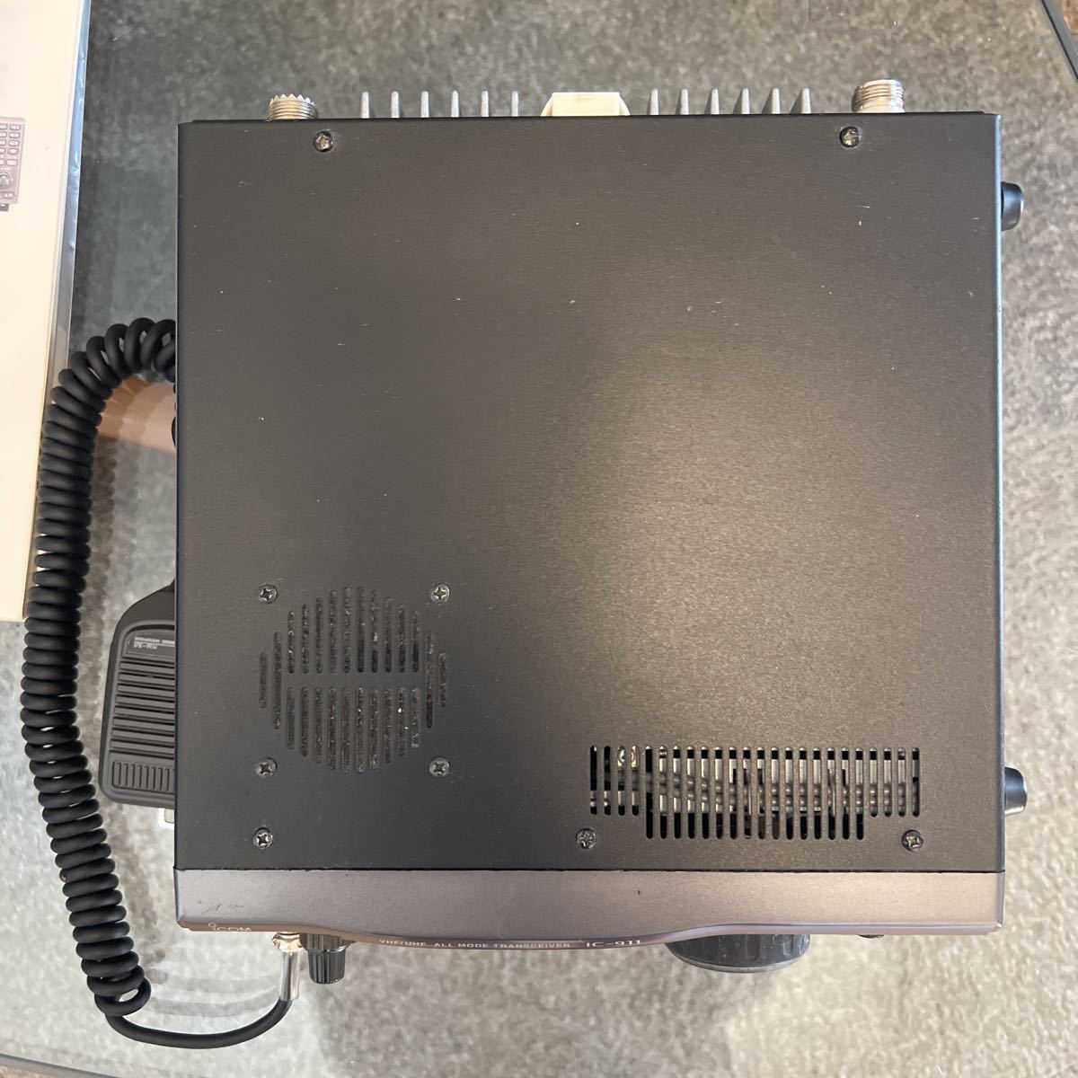 アイコムIC-911 144/430Mhz帯オールモード機 HM-36付き 取説付き アイコムIC-911 144/430Mhz帯オールモード機 HM-36付き 取説付き