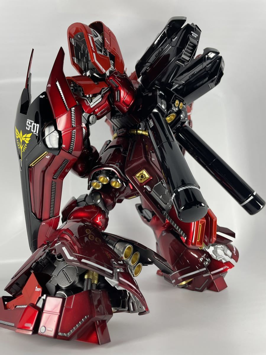 3色のキャンディー塗装 塗装済み サザビー Ver.Ka 完成品 MGサザビー
