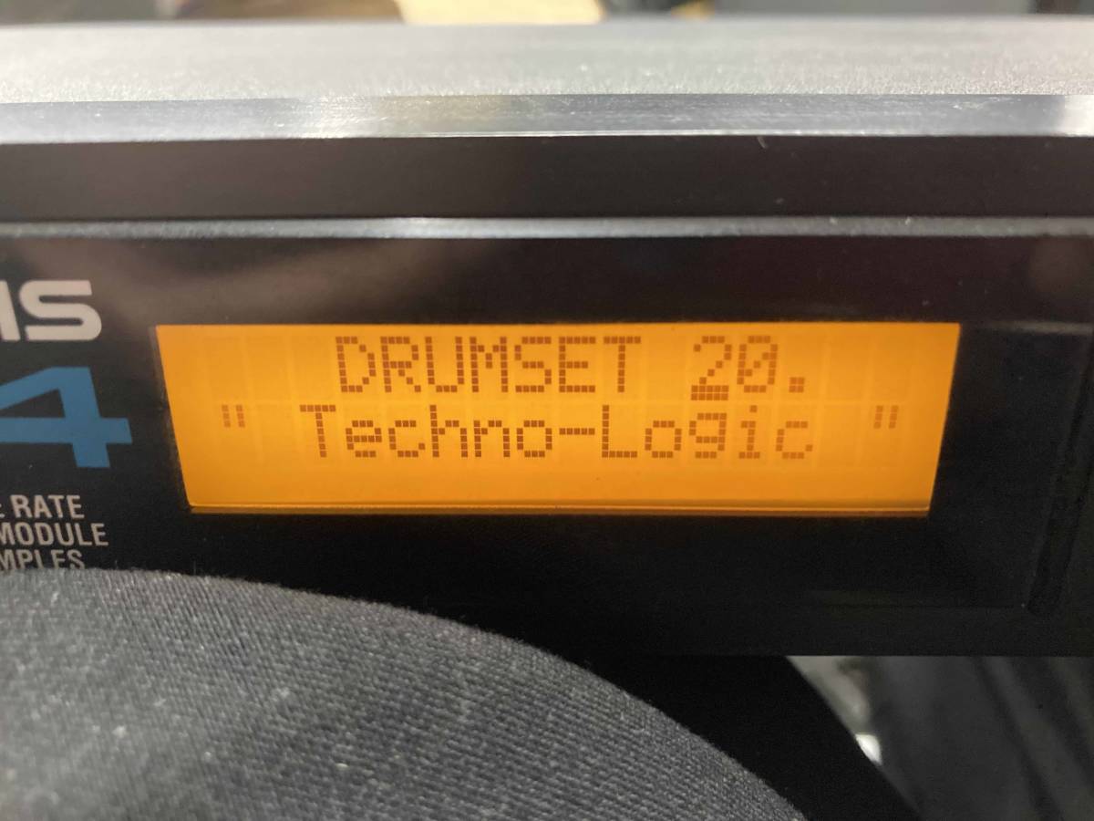 ALESIS D4 動画有 ドラム音源 音源モジュール ALESIS D4 動画有 ドラム音源 音源モジュール