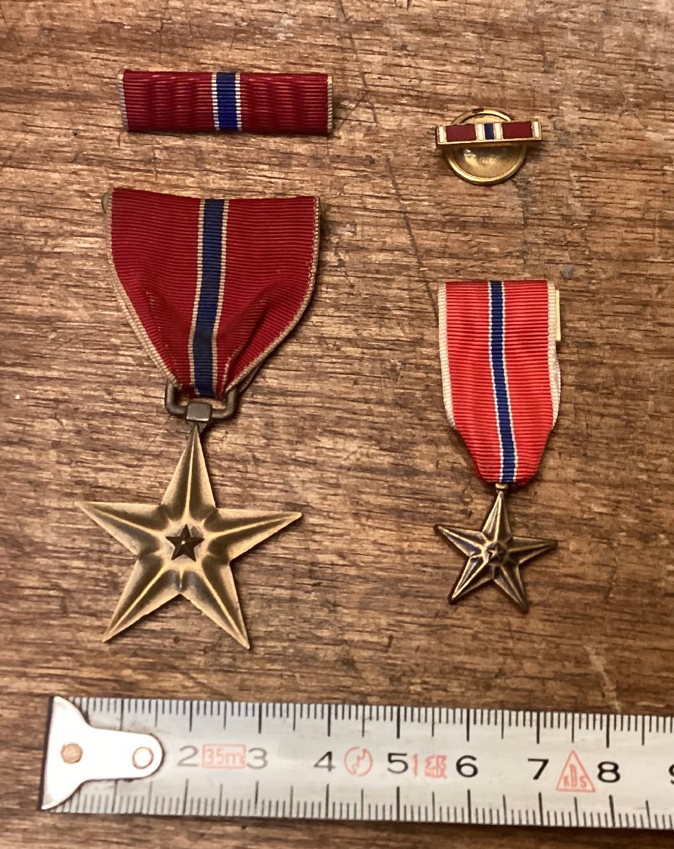 CC-9561 ■送料無料■ 米軍 空軍 BRONZE STAR MEDAL USA 軍隊 バッジ メダル プレート 授章 勲章 徽章 記章 ミリタリー アンティーク 43g /_画像9