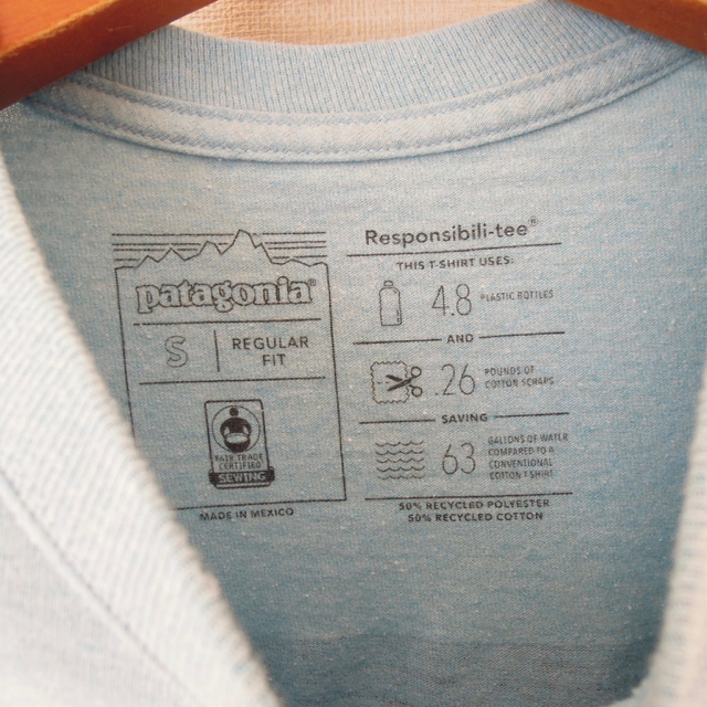 パタゴニア ポケットTシャツ Responsibili-Tee ロゴプリント 水色 S （w-0854）_画像4