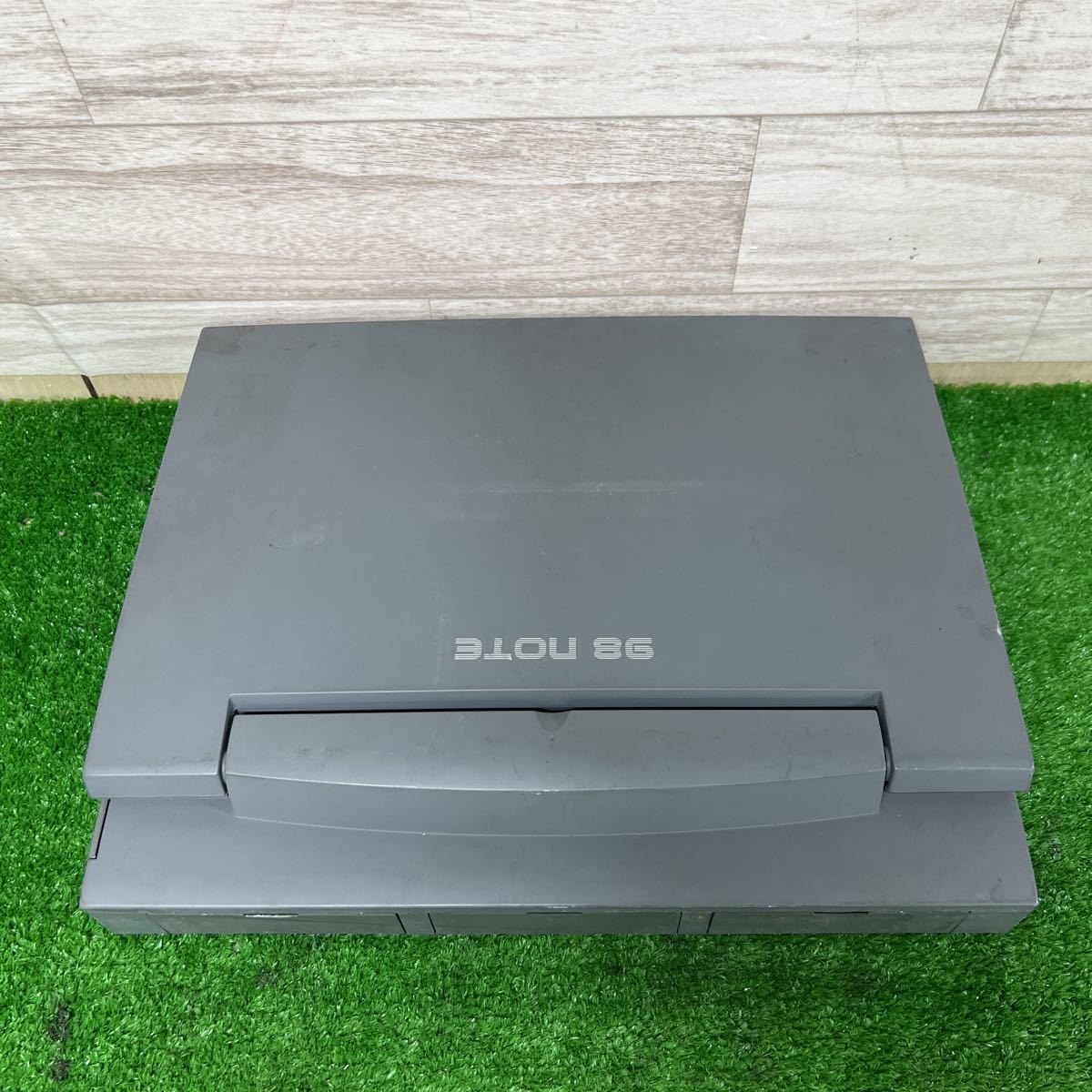 PCN98-126 激安 PC98 ノートブック NEC PC-9821Nm/340 起動確認済み ジャンク NEC 98 NOTE PC-9821Na12 ジャンク品