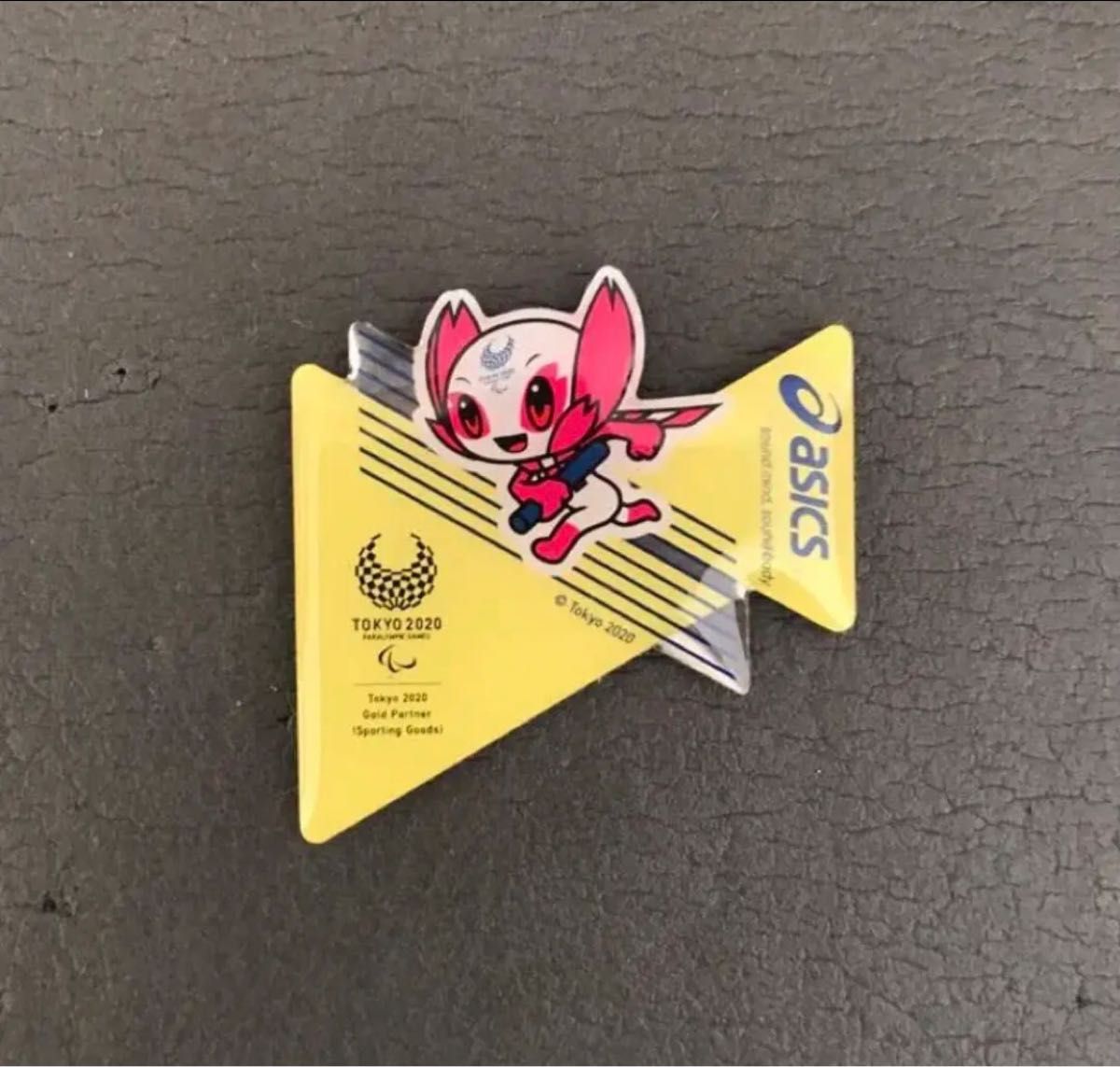 東京2020 オリンピックパラリンピックアシックスピンバッジ 東京2020 オリンピックパラリンピックアシックスピンバッジ