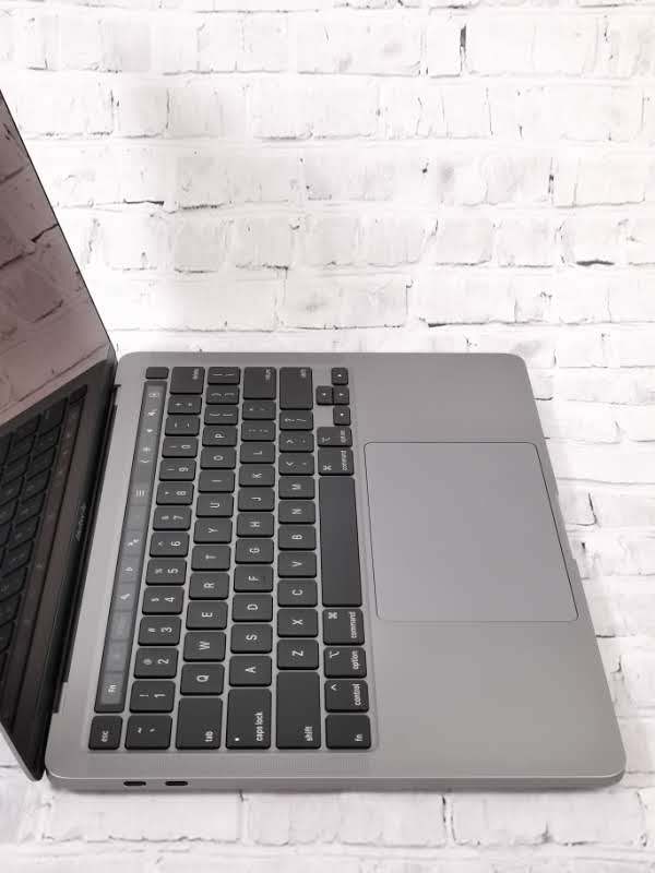 MacBook Pro 13.3-inch 2020年/ Core_i7 2.3GHz 32GB (大容量) SSD1TB 
