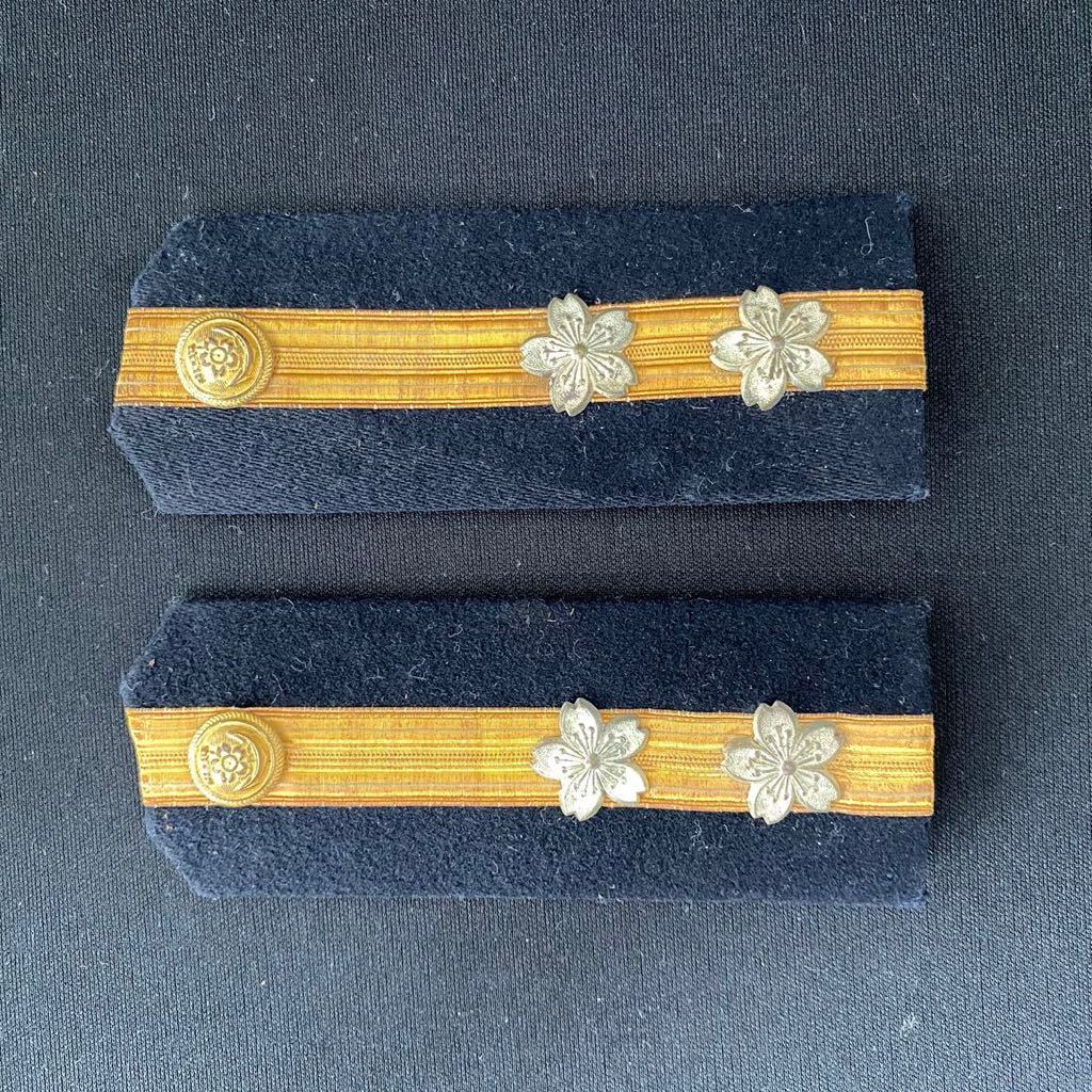 旧日本海軍 肩章 中佐 階級章 軍服 軍装品 桜 当時物 大日本帝国 帝国海軍 太平洋戦争 戦時物 昭和の画像2