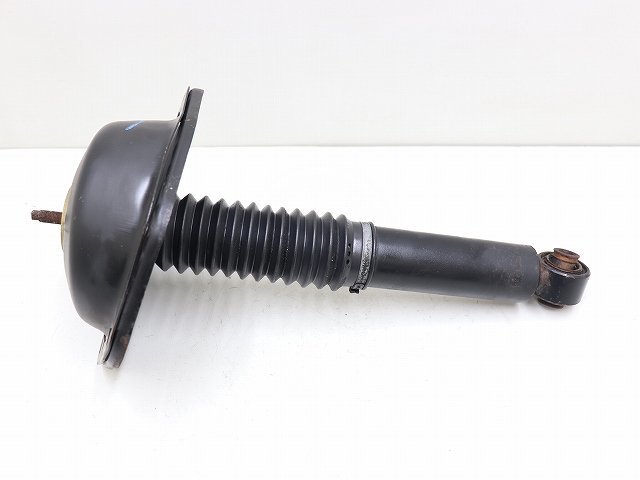 * Jaguar XJ/XJ6 X300 96 year JLGA left rear shock absorber MNA3541AC ( stock No:A35456) (6728) *