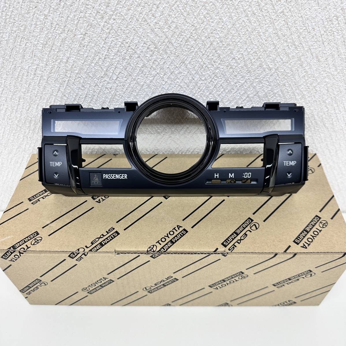 ☆新品 トヨタ Toyota 2代目130系マークX GRMN専用 純正 エアコン