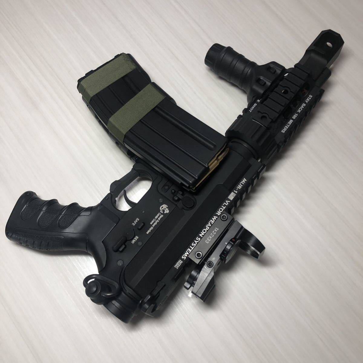 希少　M4 ベイビーモンスター　電動ガン_画像2