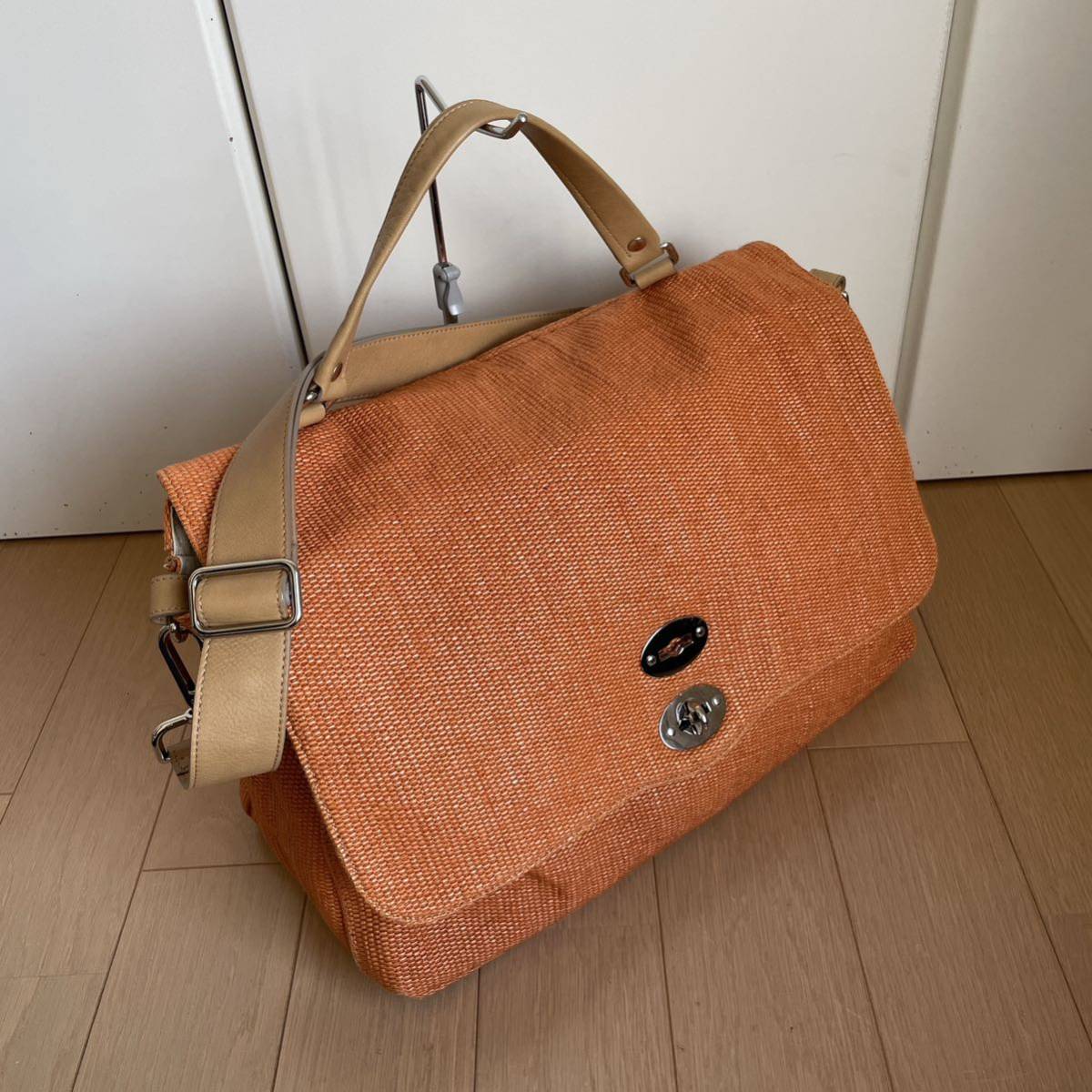 最終価格　ザネラートZANELLATOポスティーナLラフィア中古オレンジ2way ショルダー_画像3