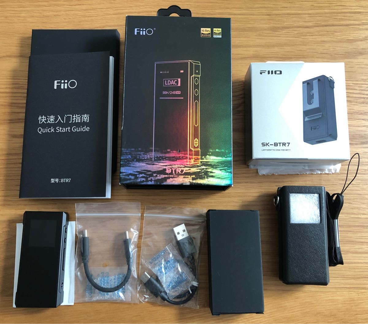 新品同様 国内正規品 FiiO BTR7 純正レザーケースおまけ付き(SK-BTR7) Bluetooth レシーバー DAC