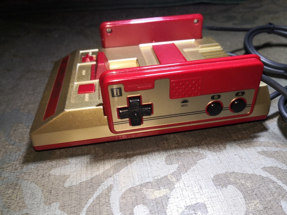 ファミコン クラシックミニ 少年ジャンプ ゴールド本体 ファミコン クラシックミニ 少年ジャンプ ゴールド本体
