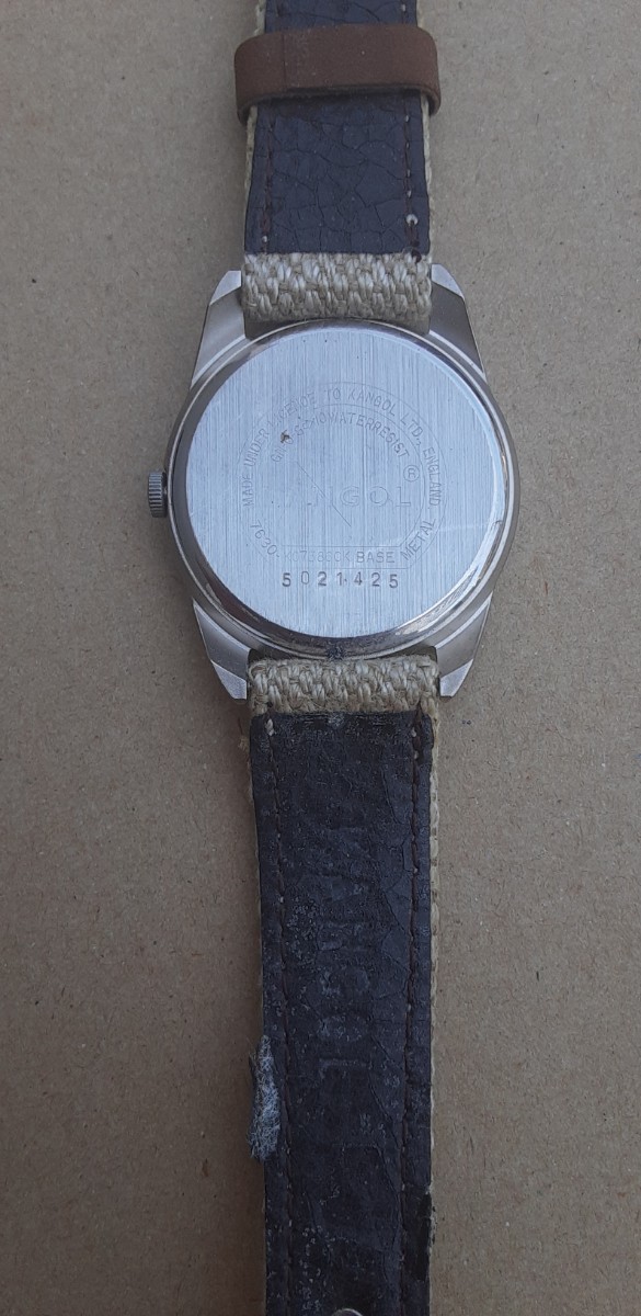 【ジャンク品】動作未確認 KANGOL 腕時計 MOVT-7630-K24989-KA メンズ腕時計 アナログ コレクション カンゴール_画像4