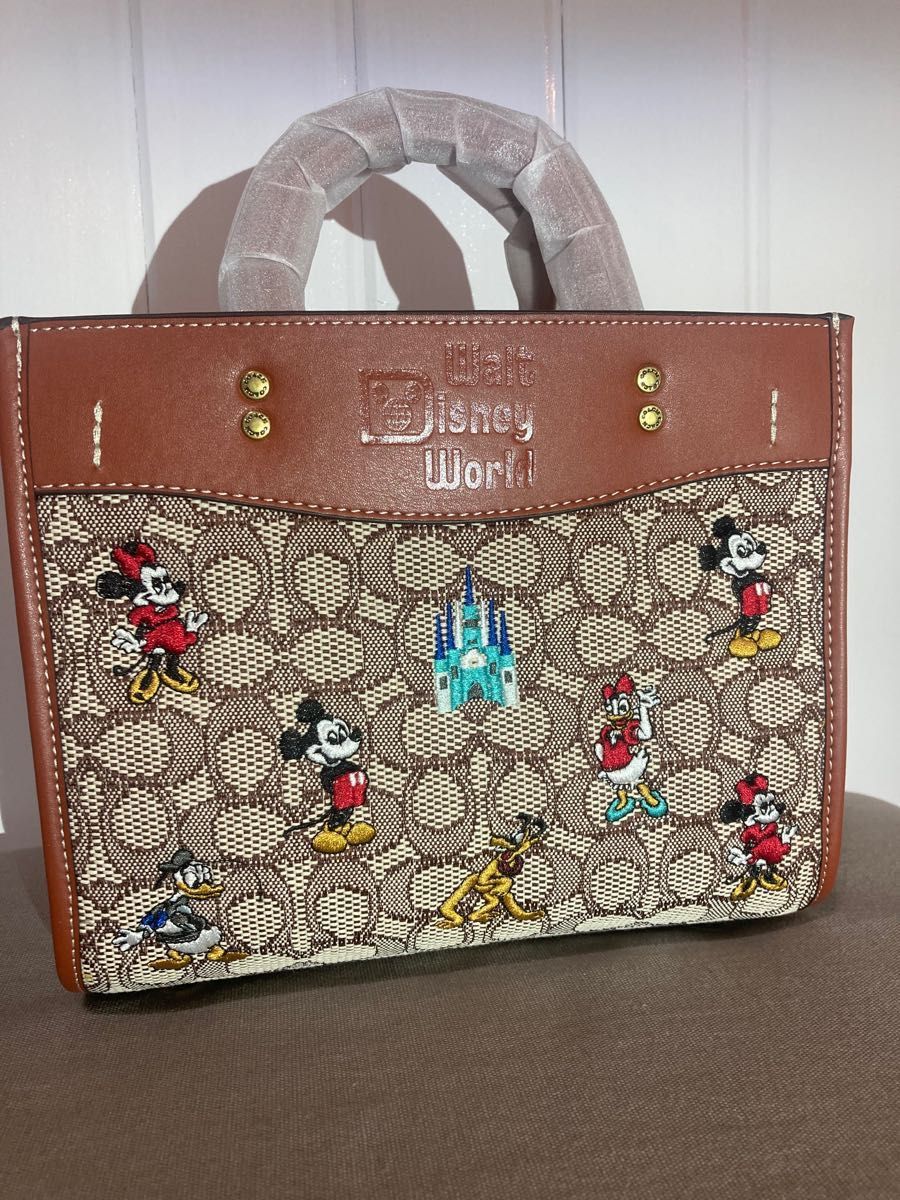 大人気‼️】✨coach × Disney✨トートバッグ⭐️ディズニー⭐️ローグ25-