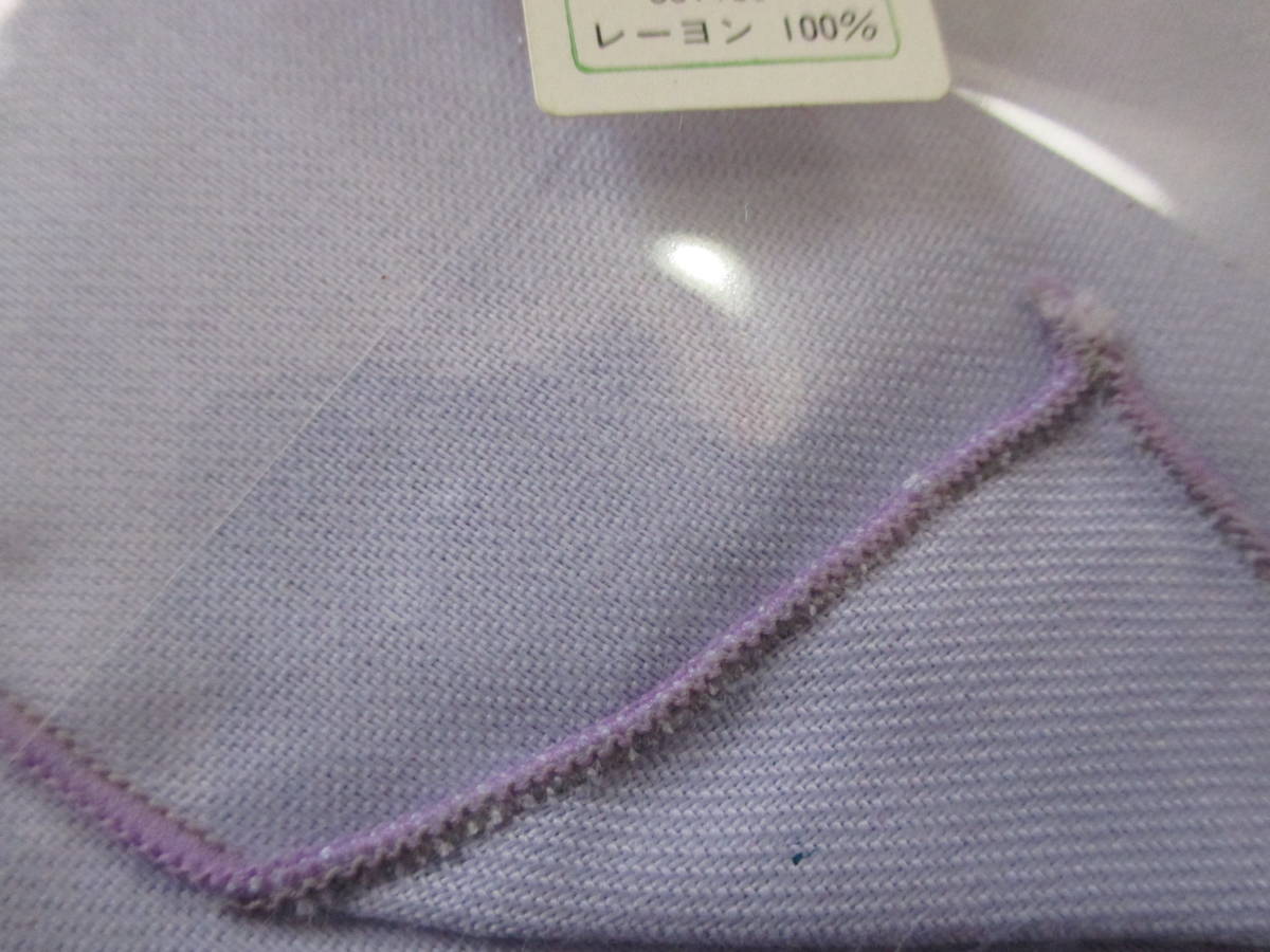 サニーカラー M レーヨン100％ ハンカチーフ 33×33ｃｍ 正方形 布 紫 パープル 藤色 薄紫 未使用品 保管時のシミあり 生地_画像3