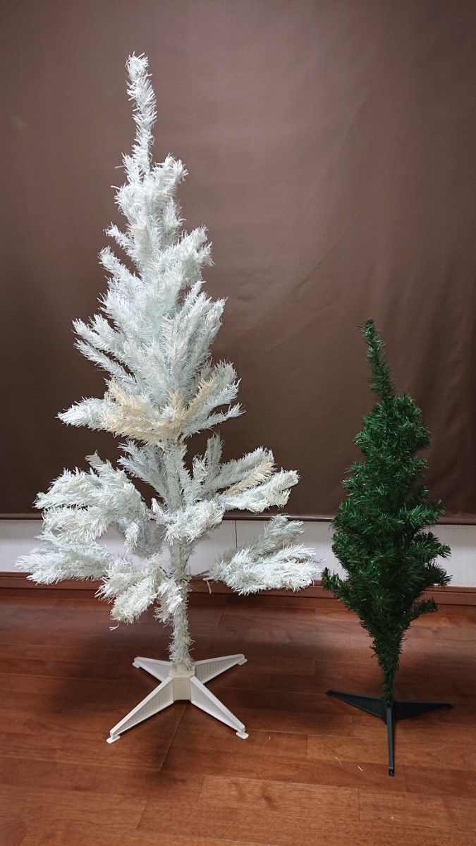 クリスマスツリー２本セット、オーナメント付き