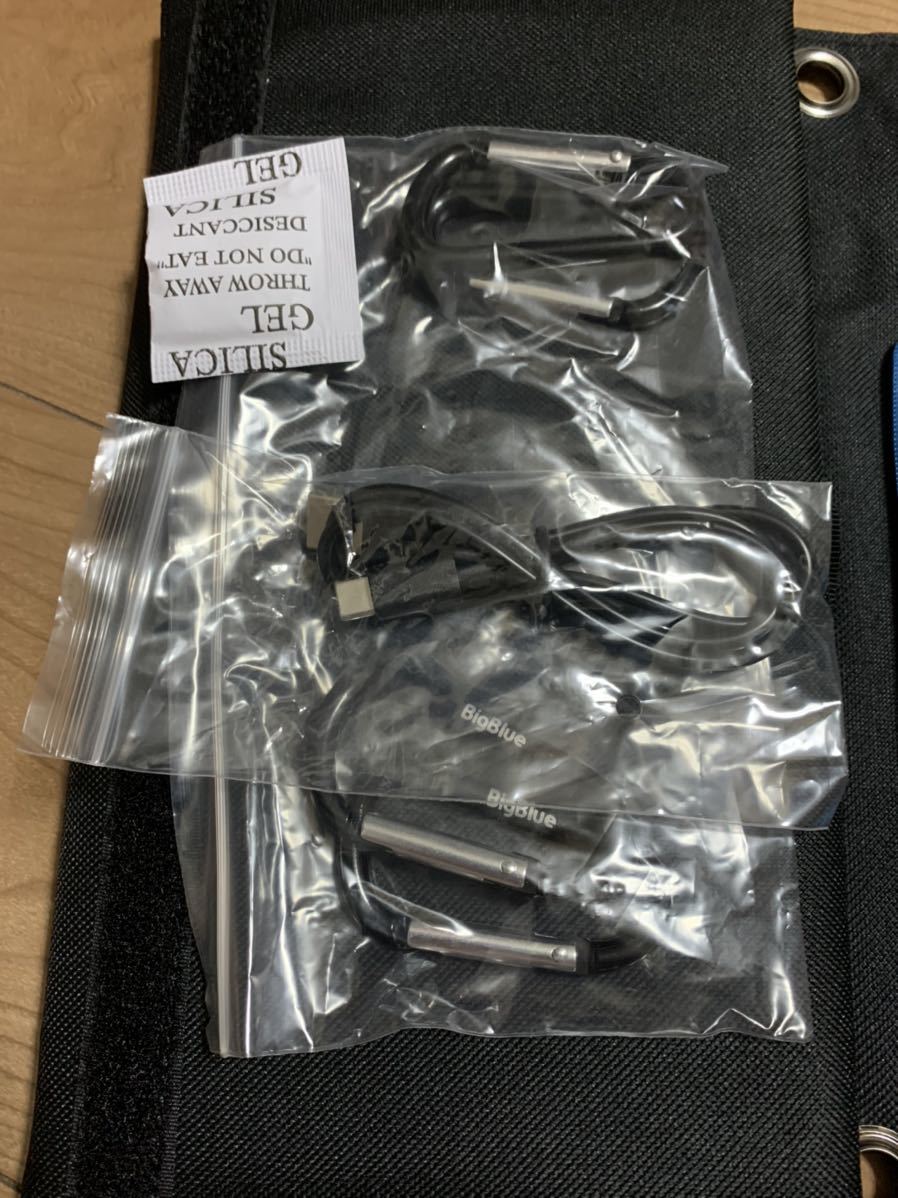BigBlue 28W Solar Pack ソーラーチャージャー 折畳式充電器 28W 電流