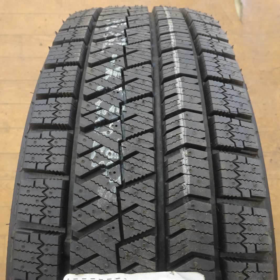 冬 新品 2021年製 4本SET 会社宛 送料無料 185/65R15×6J 88S ブリヂストン BS ブリザック XG02 アルミ 5穴 114.3 フリード 特価 NO,D1657_画像2