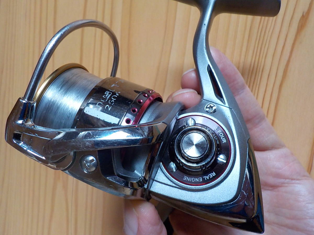 ダイワ TDイグニス 2506 Daiwa IGNIS REAL FOUR スピニングリール②_画像10