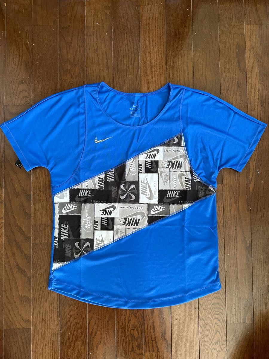 【未使用】NIKE ナイキウィメンズ　Tシャツ　Mサイズ 半袖Tシャツ