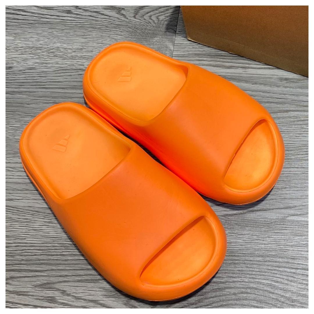 アディダス 538V YEEZY SLIDE ENFLAME ORANGE 本物保証 人気ブランド
