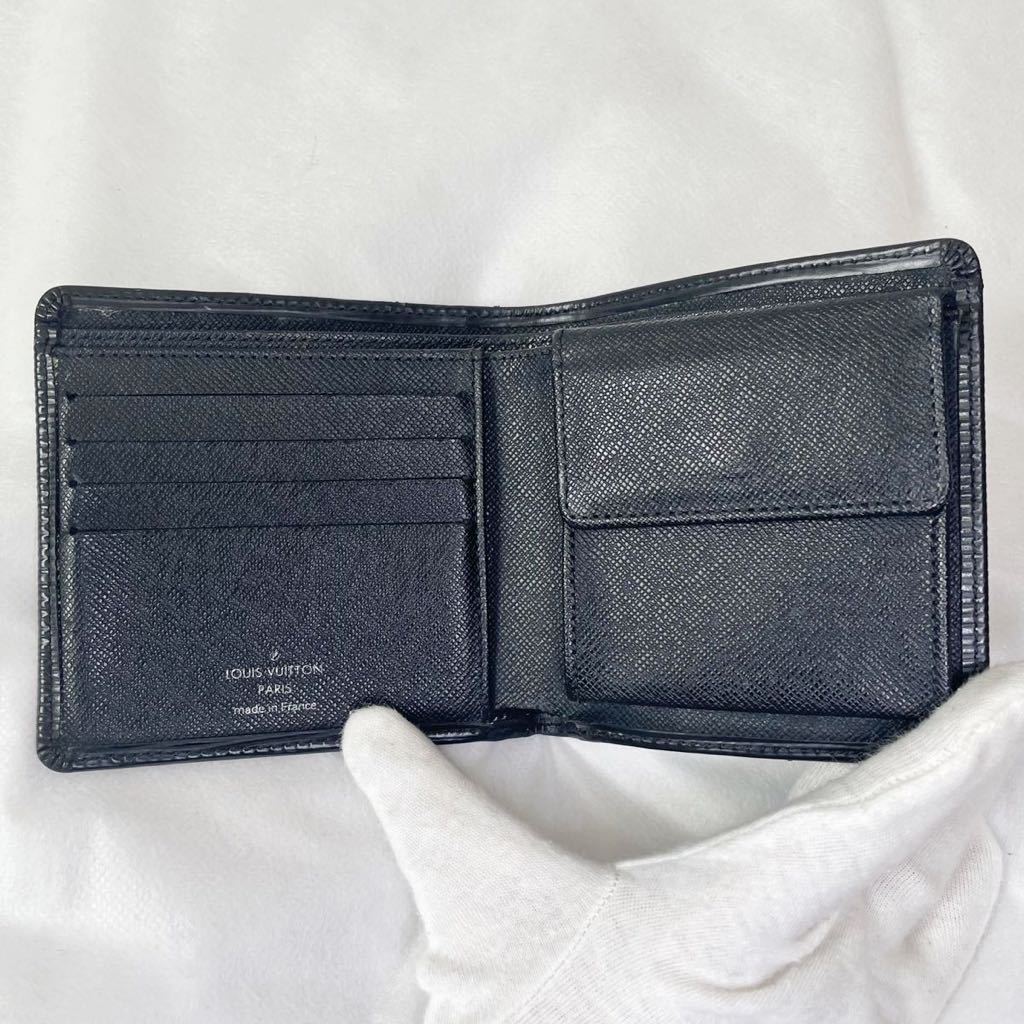 ルイヴィトン ポルトフォイユ マルコ 二つ折財布 ブラック エピレザー