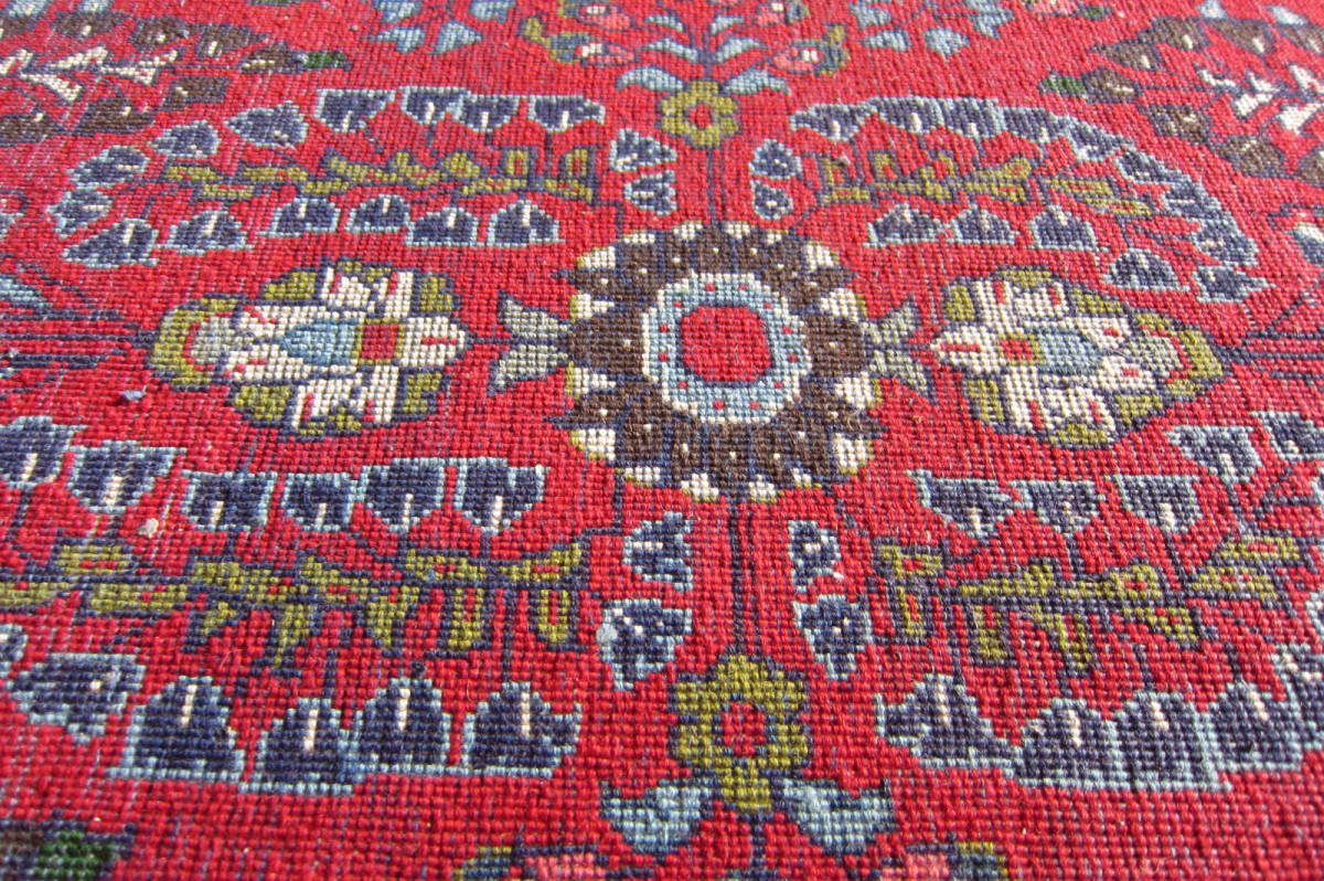 125×67】イラン直輸入☆サローグ産ペルシャ絨毯・カーペット 125×67】イラン直輸入☆サローグ産ペルシャ絨毯・カーペット
