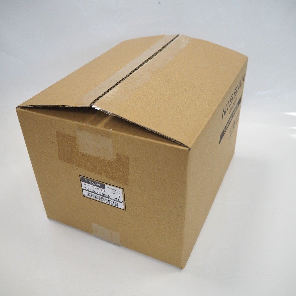 Th935601 日産 純正カーナビ 1DINTV&NAVIGATI MM222D/B8260-7992L-NP