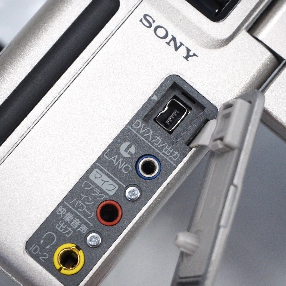 Th935921 ソニー ビデオカメラ 2.5型液晶モニター搭載デジタルビデオカメラ 液晶ハンディカム miniDV DCR-PC1 sony 良好・中古の画像7