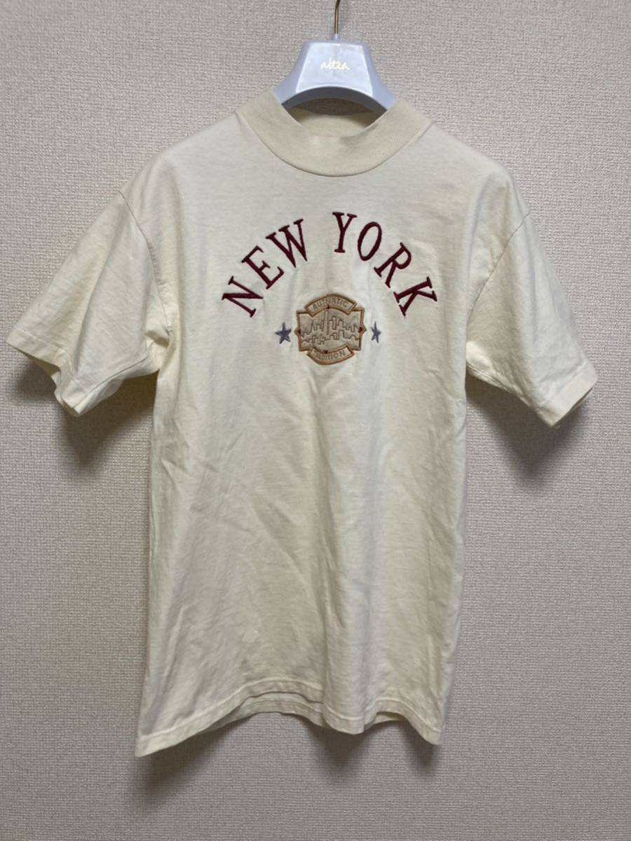 かわいい! 80's90's USAヴィンテージ H.L.MILLER GOLD NEW YORK スーベニアTシャツ 刺繍 スーベニア 半袖Tシャツ USA製 アメリカ製 アイボリー M 文字、ロゴ かわいい! 80's90's USAヴィンテージ H.L.MILLER GOLD NEW YORK スーベニアTシャツ 刺繍 スーベニア 半袖Tシャツ USA製 アメリカ製 アイボリー M 文字、ロゴ