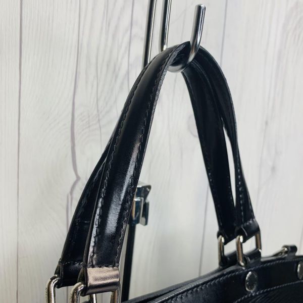 ◇美品◇ ヴィトン エピ ブレア ハンドバッグ ショルダーバッグ