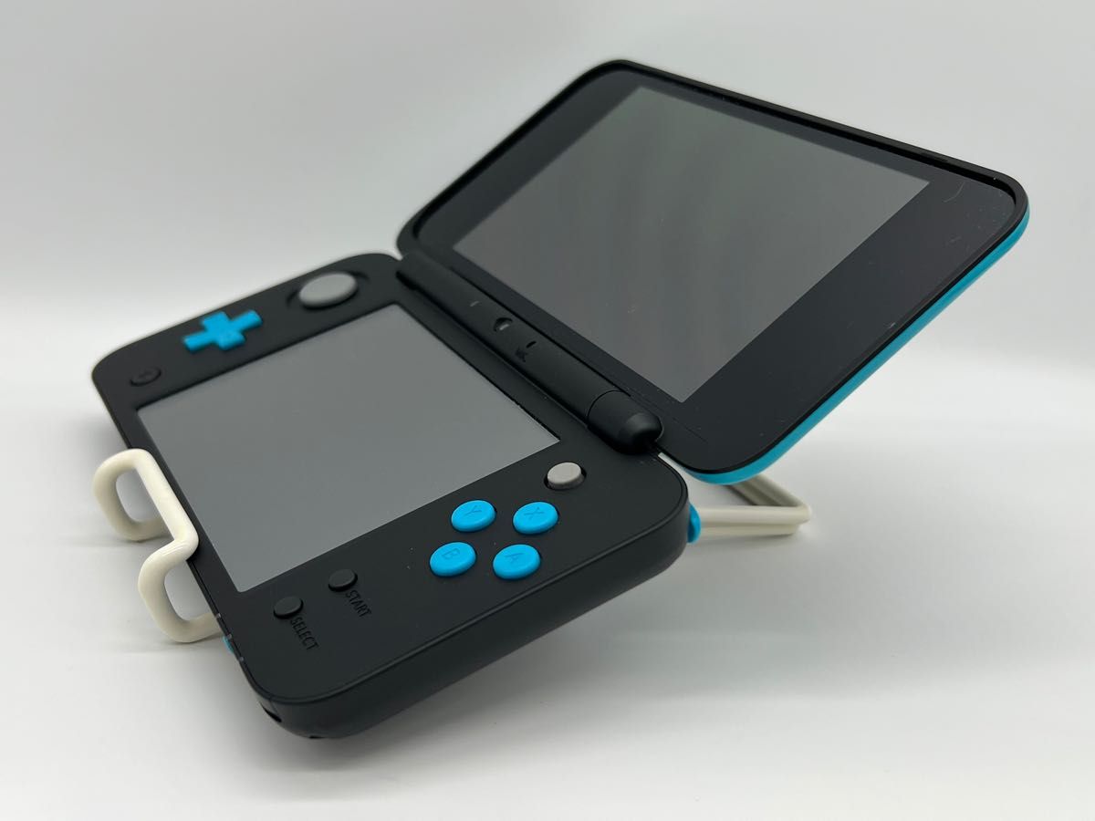 完品・液晶美品】 Newニンテンドー2DS LL ブラック×ターコイズ 本体