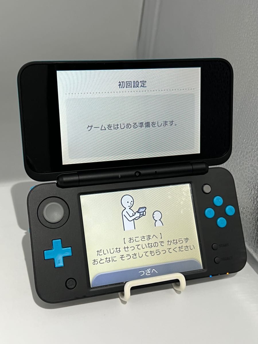 【完品・液晶美品】 Newニンテンドー2DS LL ブラック×ターコイズ 本体