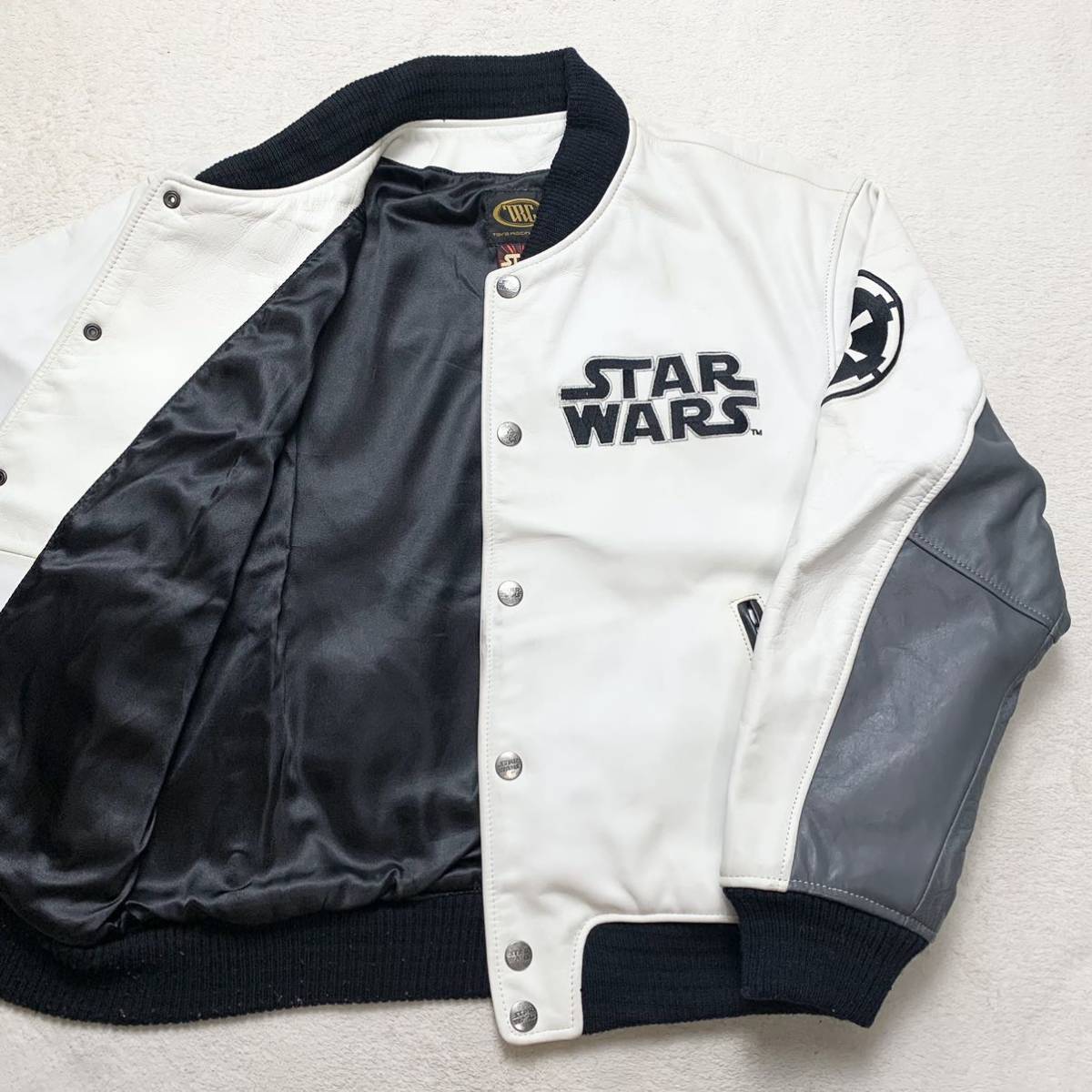 話題の行列 STAR WARS × タイラレーシング スタジャン 牛革 ライダース