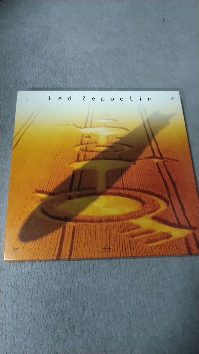 Led Zeppelin レッドツェッペリン　1968-80 4CD 選曲監修ジミーペイジ　豪華ブックレット2冊日本語訳含む　帯付き　サイズ80cmで送付_画像1
