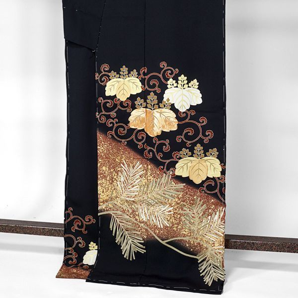 黒留袖 五七桐唐草文様 未仕立て 仮絵羽 友禅 金駒刺繍 訳あり 在庫