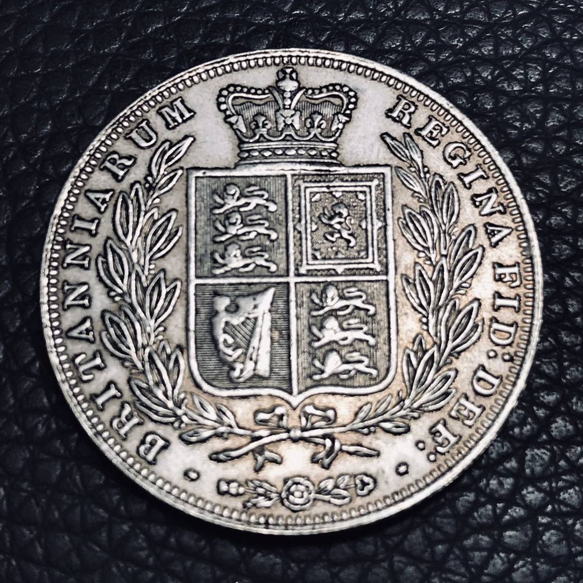 イギリス 銀貨 1840年 ヴィクトリア女王 ハノーヴァー朝第6代女王 大英帝国 古錢 古銭 の画像2