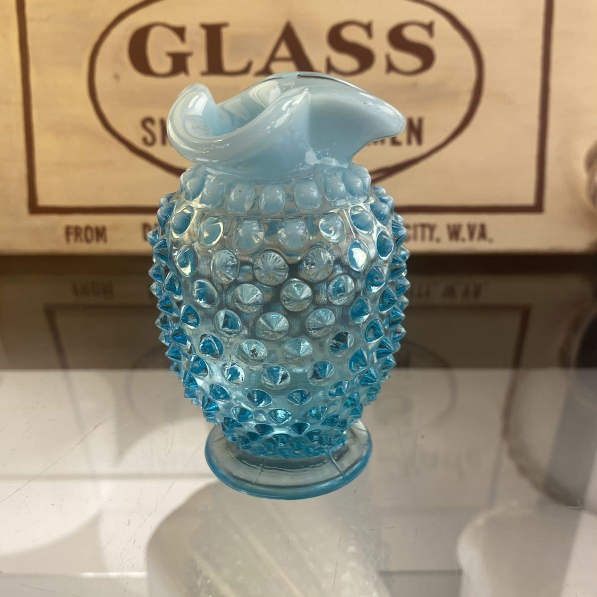 ヴィンテージ　フェントン　ホブネイル　ブルーオパールセントfenton 花瓶　ベース　アメリカ　アクアブルーガラス