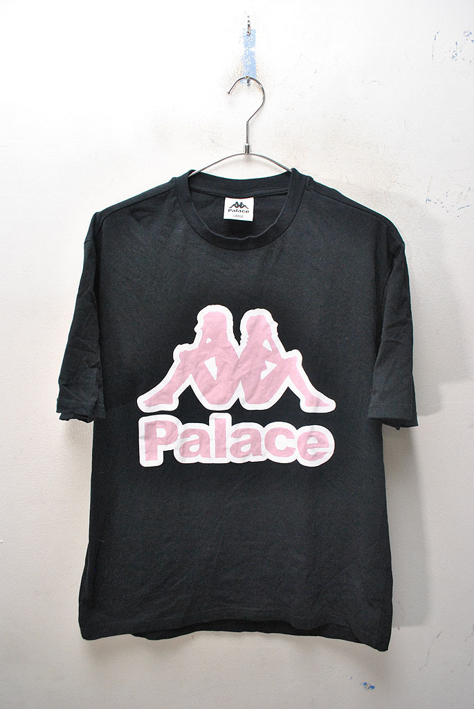 ギフト】 PALACE × パレス/カッパ/Tシャツ/ロゴ/プリント/ブラック/L T