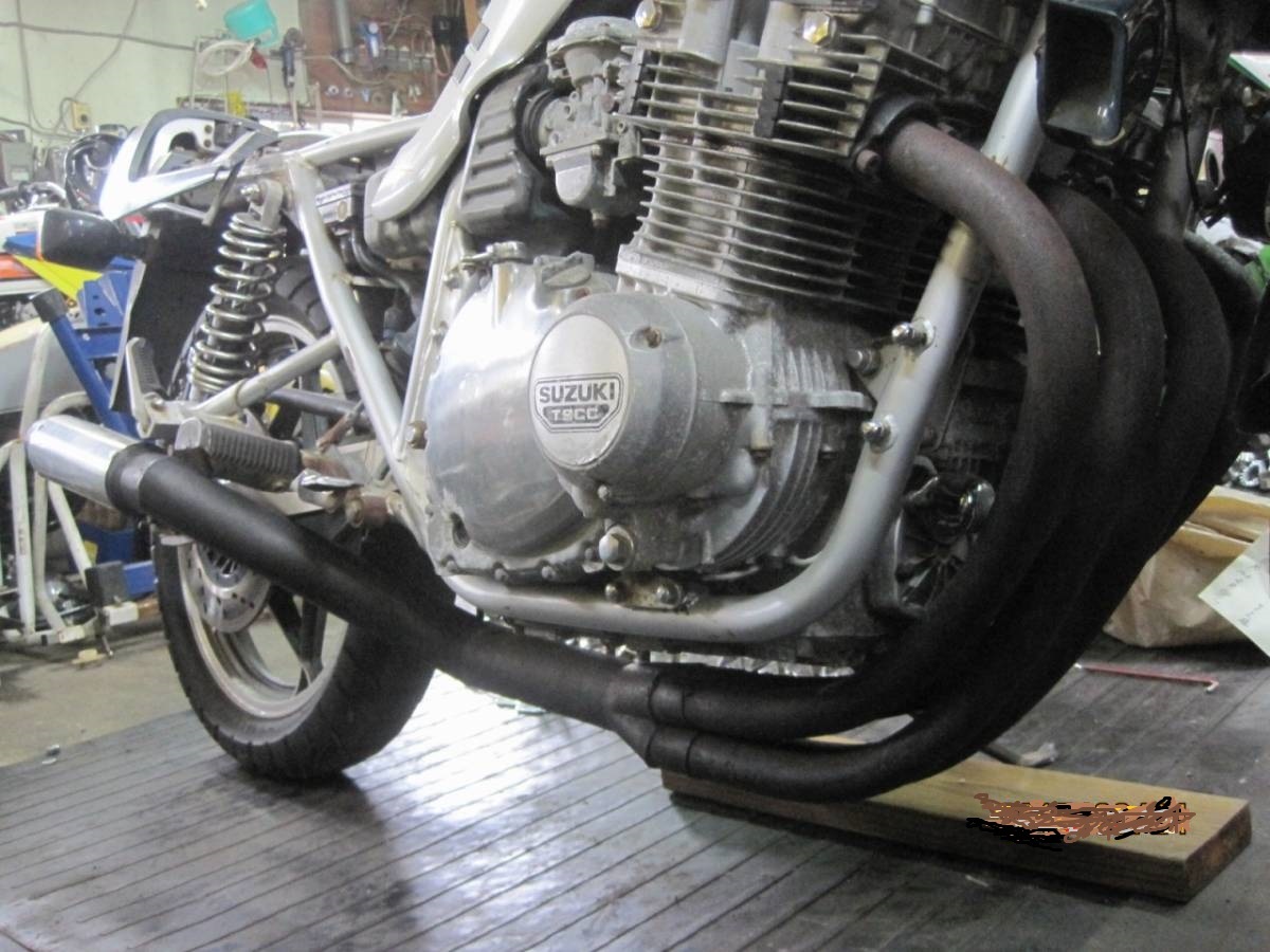 超稀少!! ド初期? ヨシムラ手曲げサイクロン 刻印サイクロン スズキGSX750Eベコ/GSX750Sカタナ/GSX1100S刀/GS1100E/GS1000S/GS1000E 希少