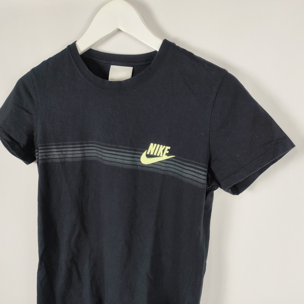  Nike NIKE футболка Logo принт вырез лодочкой короткий рукав M черный женский б/у /EP