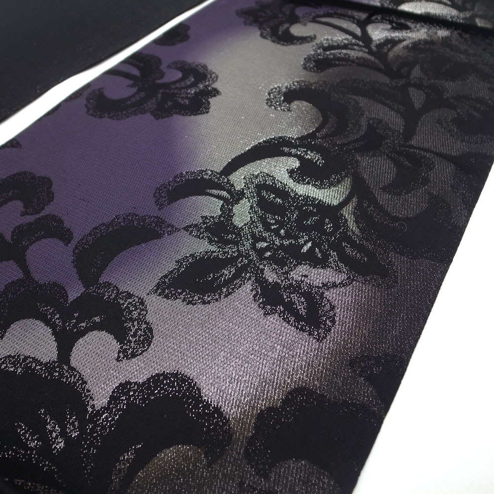袋帯 西陣 黒 銀 紫 洋風 唐花 シルエット さが美 扱い 全通 正絹 カジュアル 新古品 仕立て上がり 美品 販売 購入 みやがわ sb8483の画像4