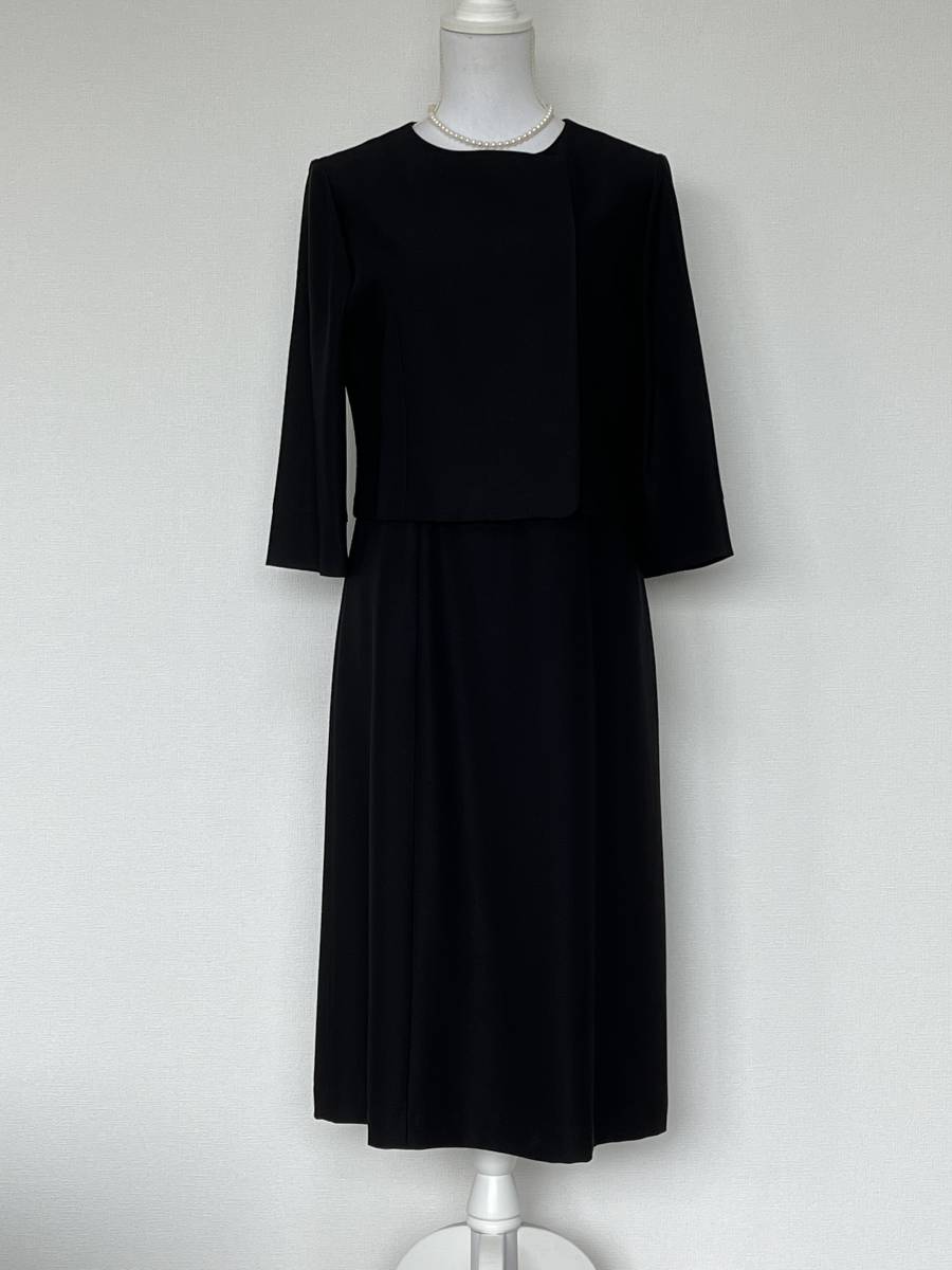☆新品・51,700円☆LAPINE FORMAL ラピーヌ/ブラックフォーマルスーツ