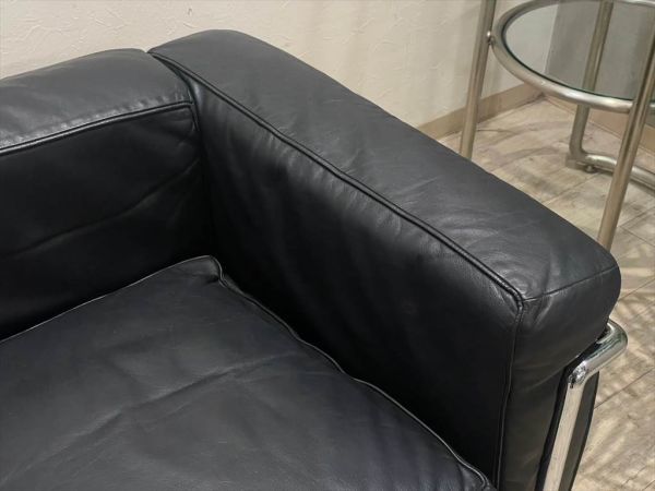 黒本革 ル・コルビジェ LC3 ITALY 高級3人掛けソファ Le 黒本革 ル・コルビジェ LC3 ITALY 高級3人掛けソファ Le
