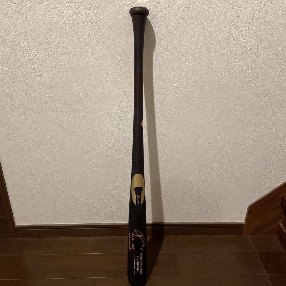 MLB #10ユリ・グリエル選手支給品直筆サイン入りバット チャンドラー