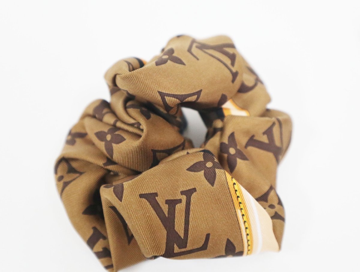 ルイヴィトン LOUIS VUITTON シュシュ セット・モノグラム コンフィ